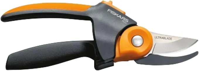 Fiskars Ratchet Pruning Shears, UltraBlade Softgrip 3/4-Inch Bypass Pruner, PowerGear2 Design That Provides More Power on Every Cut