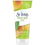 St Ives Fresh Skin Scrub Apricot 150ml