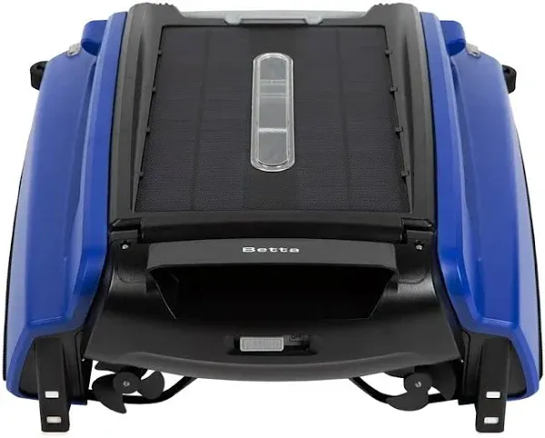 Betta SE Solar Powered Smart Robotic Pool Skimmer