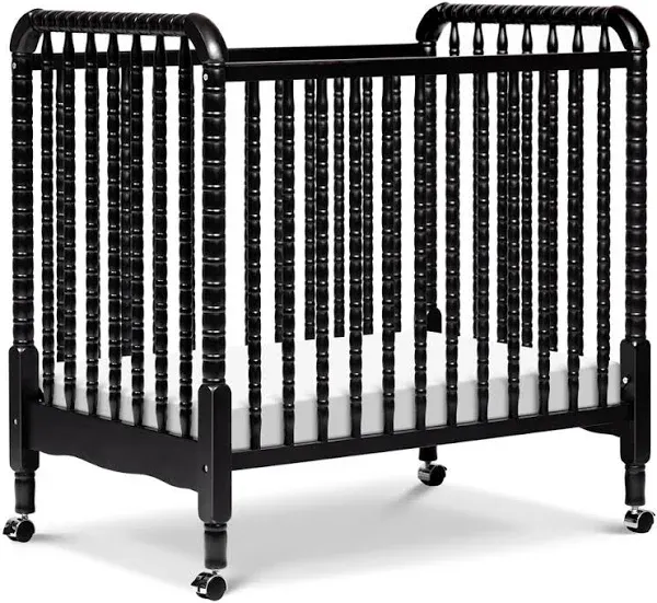 DaVinci Jenny Lind 3-in-1 Convertible Mini Crib