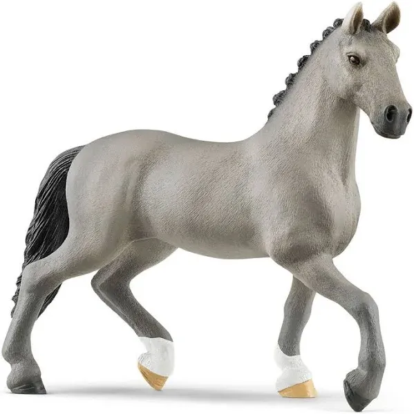 Schleich Horse Club Cheval de Selle Francais Stallion Horse Figurine - Authentic and Educational Toy Figure, Fun and Imaginative Play for Boys and Girls, Gift for Kids Ages 5+