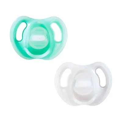 Tommee Tippee Ultra Light Silicone Pacifier Symmetrical One Piece Design