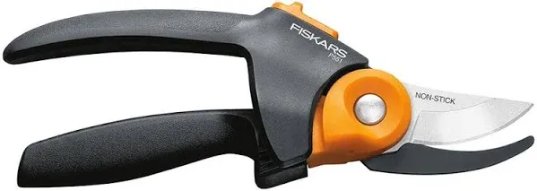 NEW Fiskars PowerGear2 UltraSharp™ Blade Pruner P552 Rolling Handle 3/4”