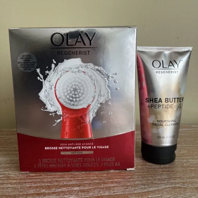 Olay Facial Cleansing Brush