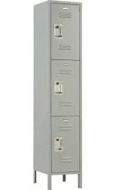 Global Industrial Infinity 3-Tier 3 Door Locker