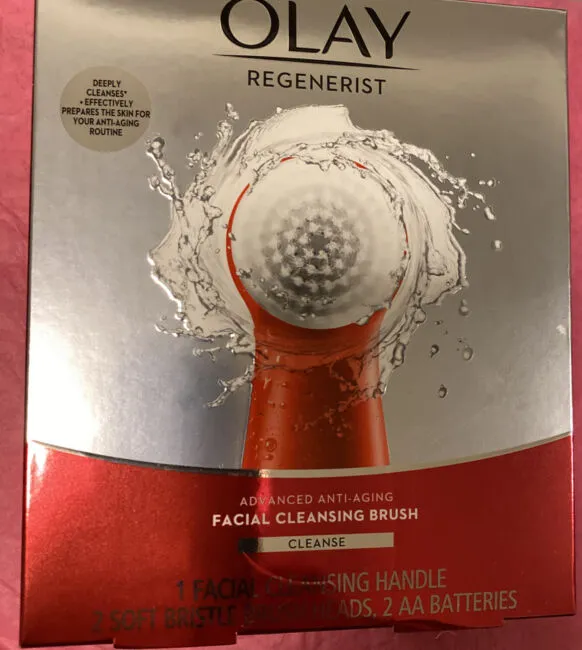 Olay Facial Cleansing Brush