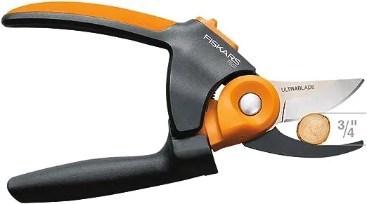 Fiskars PowerGear2 UltraBlade Softgrip Pruner