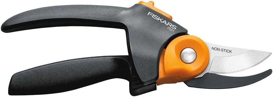 Fiskars PowerGear Bypass Pruner, 0.75" Cutting Capacity