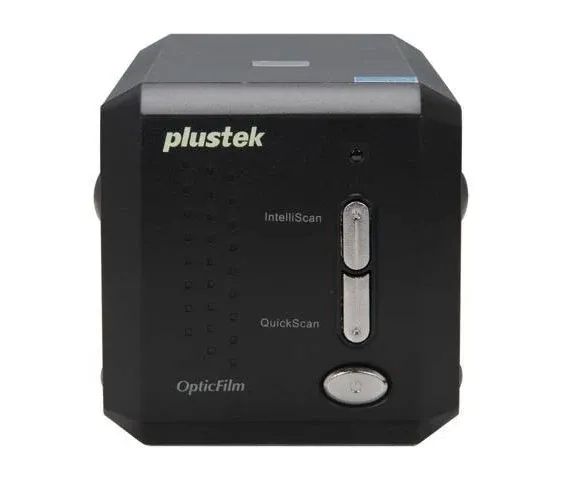 Plustek OpticFilm 8200i Ai Film Scanner