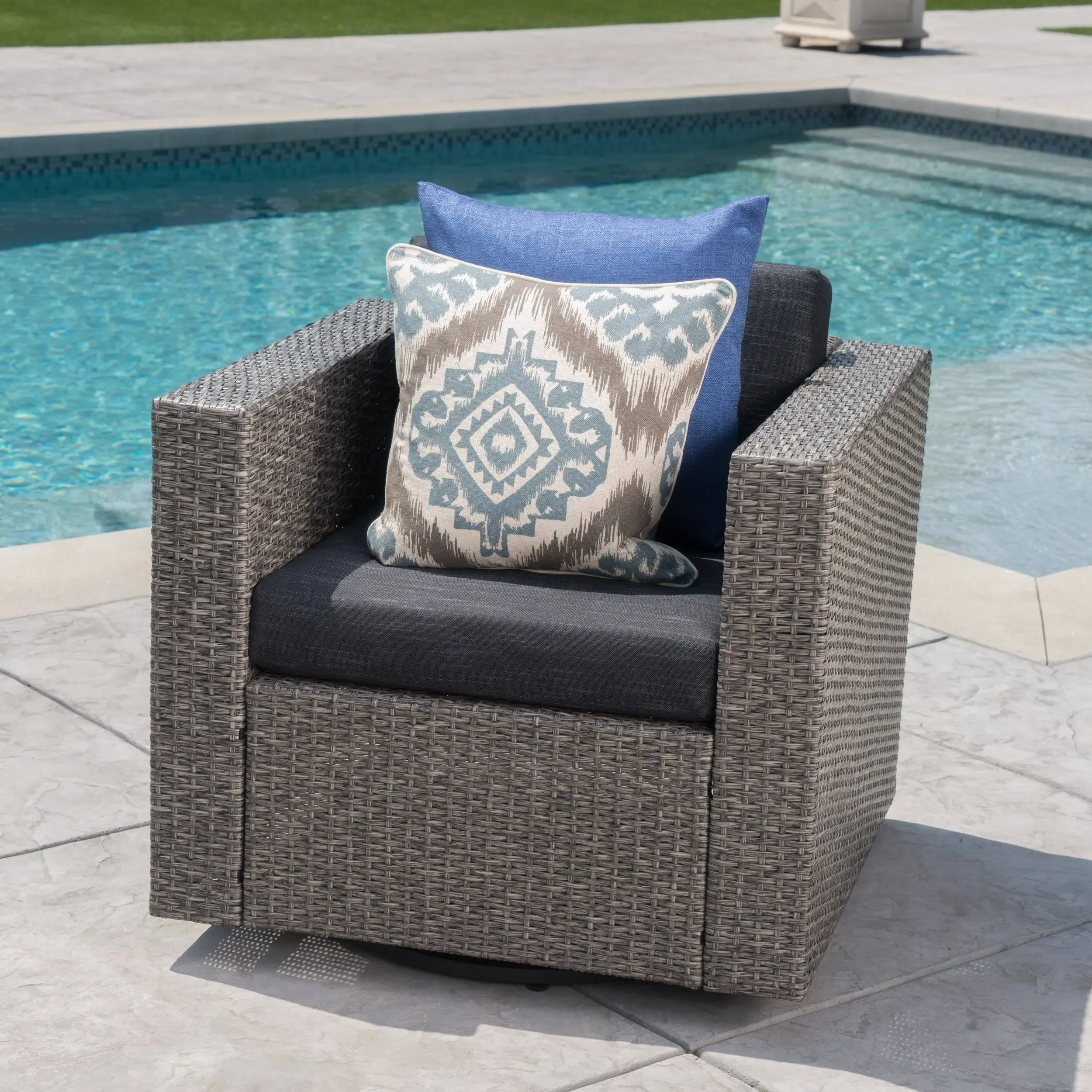 Venice Outdoor Dark Brown Wicker Swivel Club Chair with Beige Water Resistant Cushions