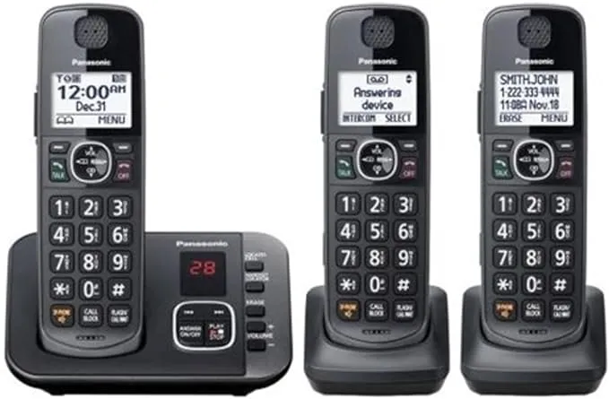 Panasonic KX-TG3833M DECT 6.0 Digital Technology Talking Caller ID - 3 Handsets Black (Renewed)