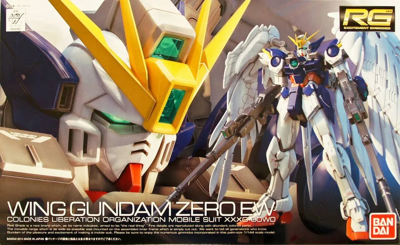 BANDAI RG Wing Gundam Zero EW Model Kit